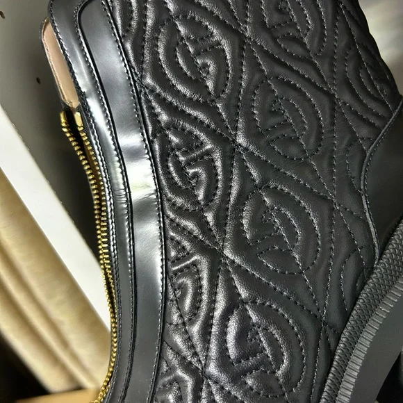 GUCCI CALFSKIN NAPPA RHOMBUS QUILTED TRIP ANKLE BOOTS 40 BLACK - Picture 5 of 6